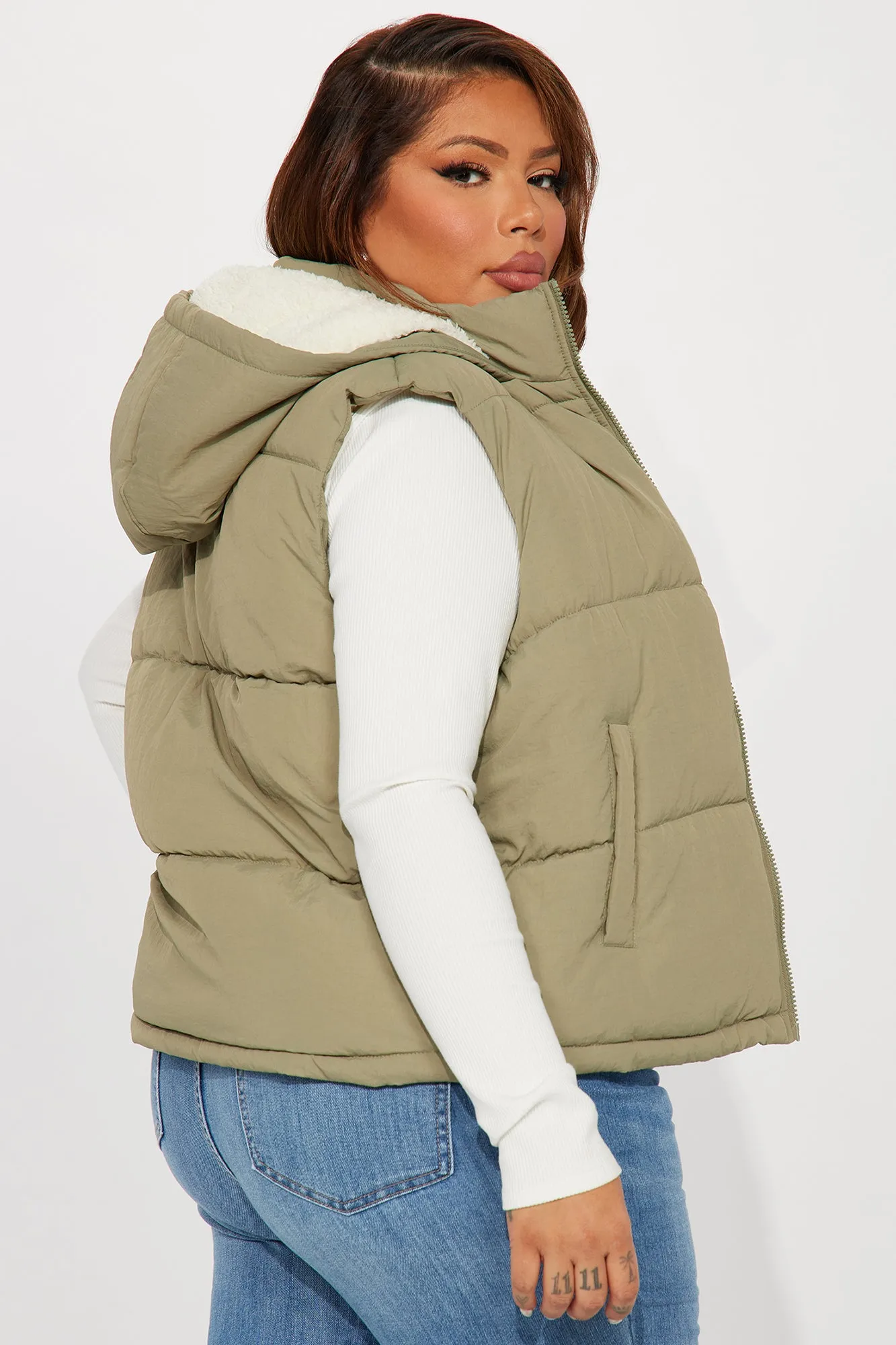 Airport Stops Puffer Vest - Sage