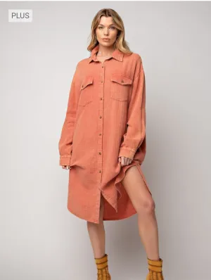 PLUS - Gina Duster Button up